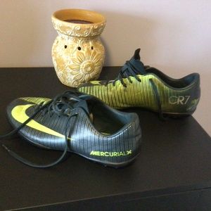 Nike Mercurial indoor soccer cleats . EC. Size 5.5Y